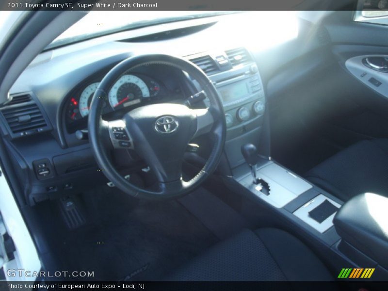 Super White / Dark Charcoal 2011 Toyota Camry SE