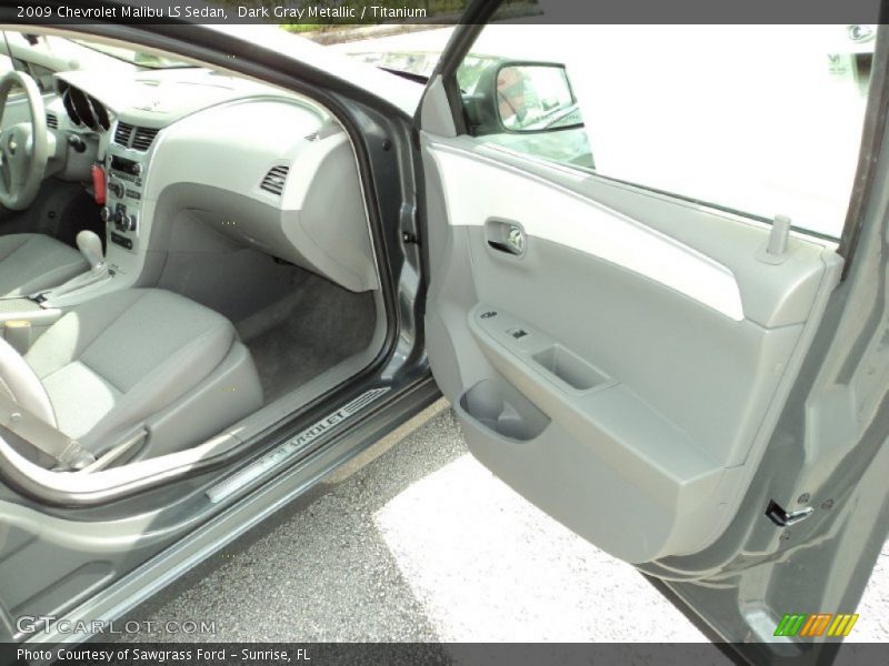 Dark Gray Metallic / Titanium 2009 Chevrolet Malibu LS Sedan