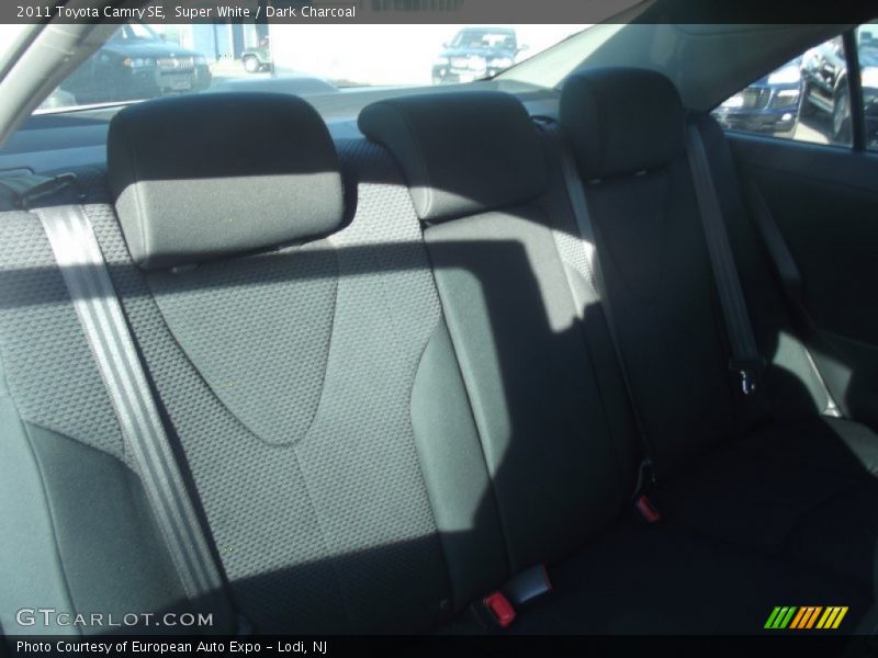 Super White / Dark Charcoal 2011 Toyota Camry SE