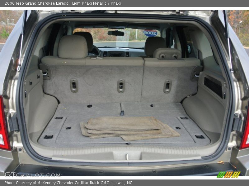 Light Khaki Metallic / Khaki 2006 Jeep Grand Cherokee Laredo