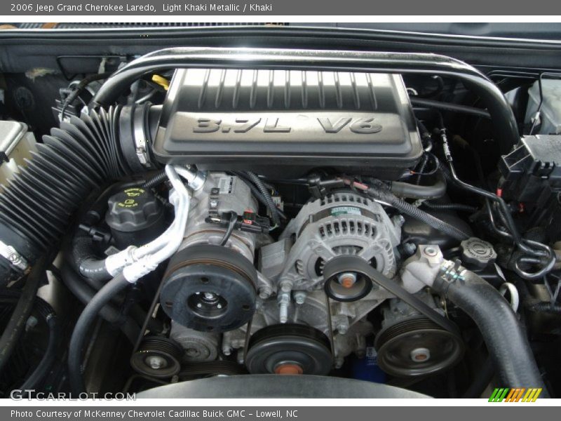 Light Khaki Metallic / Khaki 2006 Jeep Grand Cherokee Laredo