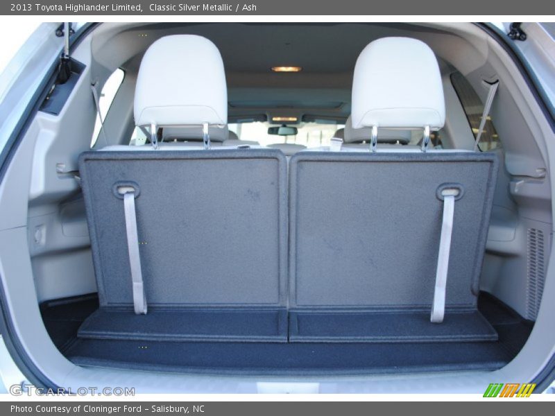 Classic Silver Metallic / Ash 2013 Toyota Highlander Limited