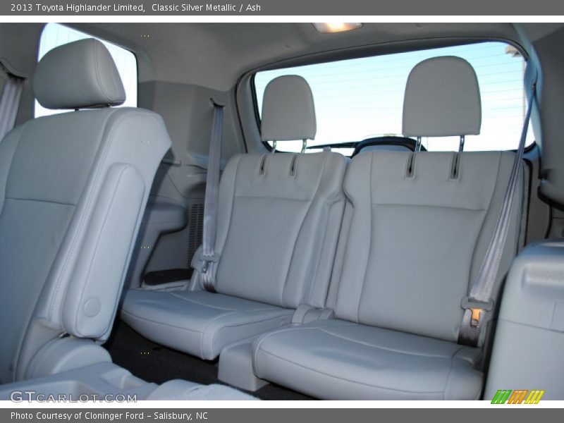 Classic Silver Metallic / Ash 2013 Toyota Highlander Limited