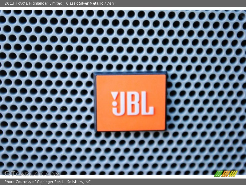 Classic Silver Metallic / Ash 2013 Toyota Highlander Limited