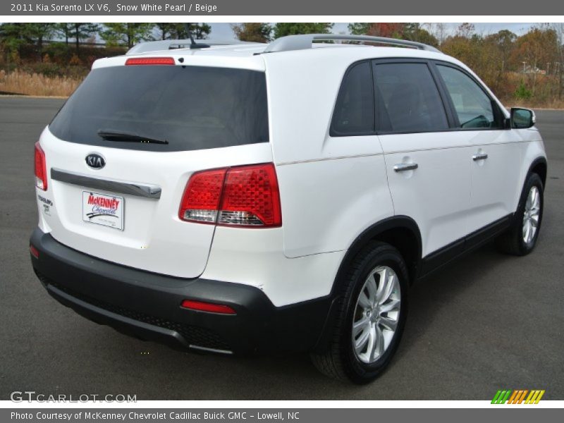 Snow White Pearl / Beige 2011 Kia Sorento LX V6