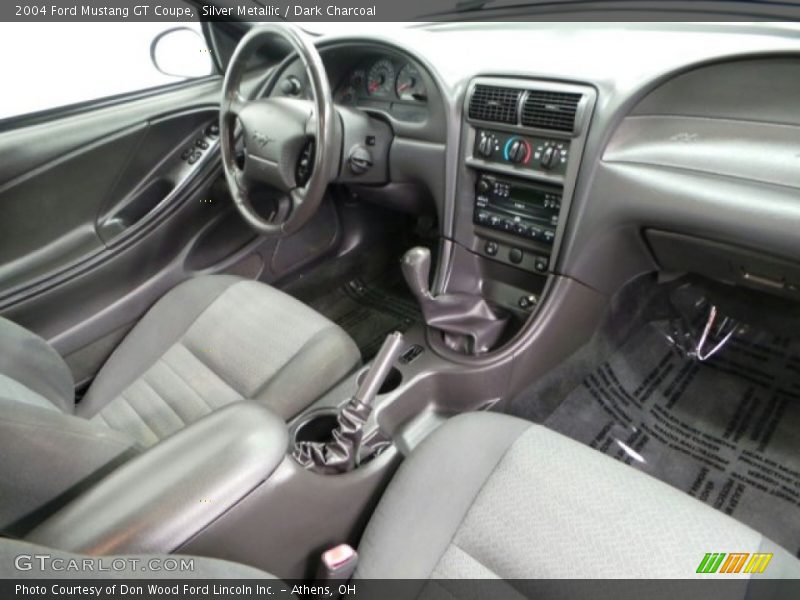 Silver Metallic / Dark Charcoal 2004 Ford Mustang GT Coupe