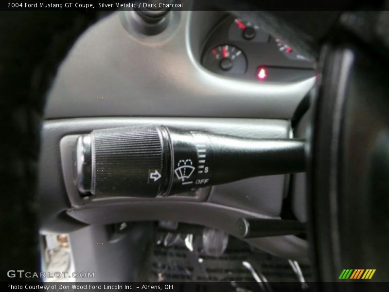 Silver Metallic / Dark Charcoal 2004 Ford Mustang GT Coupe