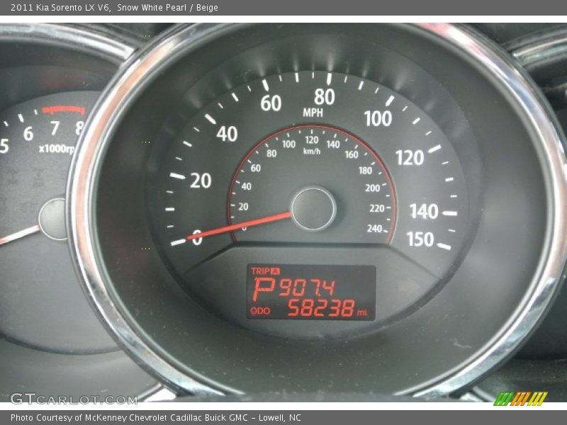 Snow White Pearl / Beige 2011 Kia Sorento LX V6