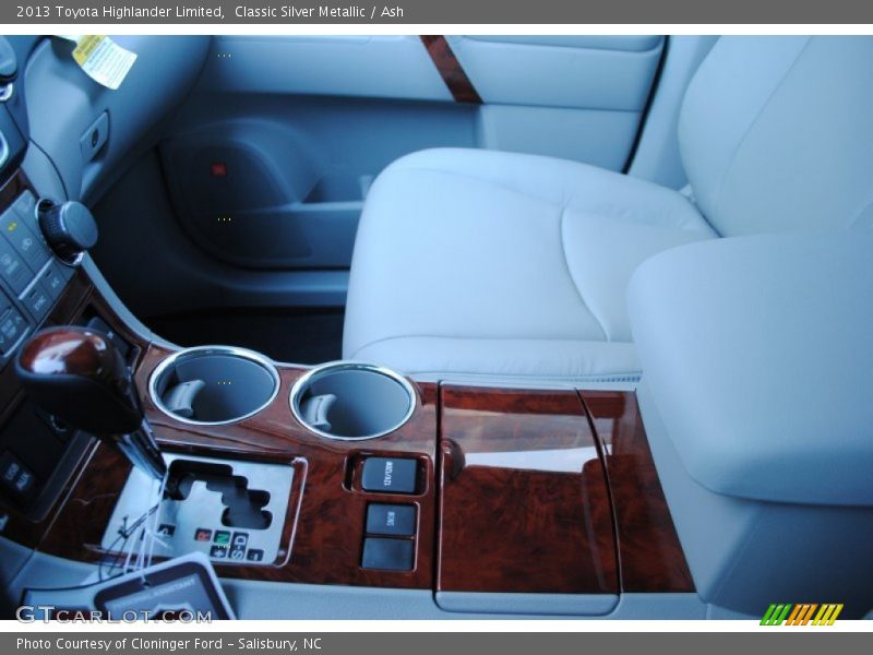 Classic Silver Metallic / Ash 2013 Toyota Highlander Limited