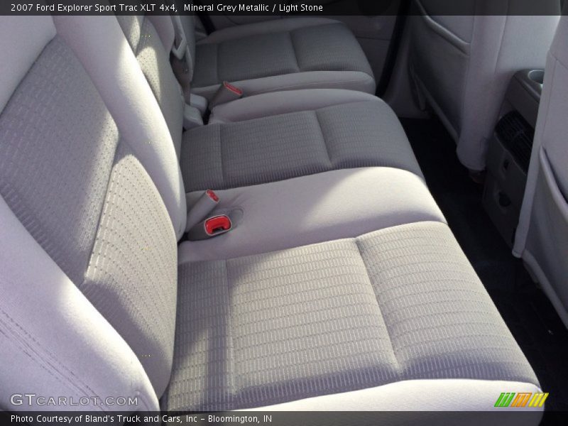 Mineral Grey Metallic / Light Stone 2007 Ford Explorer Sport Trac XLT 4x4