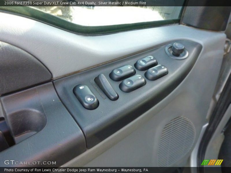 Silver Metallic / Medium Flint 2006 Ford F350 Super Duty XLT Crew Cab 4x4 Dually