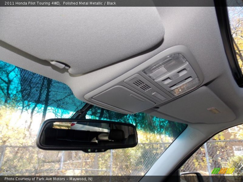 Polished Metal Metallic / Black 2011 Honda Pilot Touring 4WD