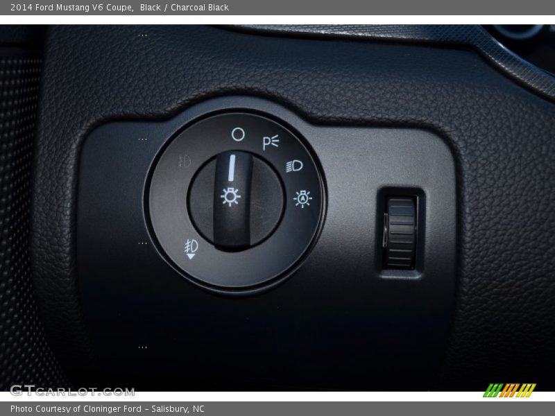 Black / Charcoal Black 2014 Ford Mustang V6 Coupe