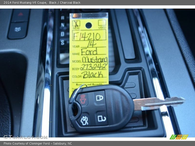 Black / Charcoal Black 2014 Ford Mustang V6 Coupe