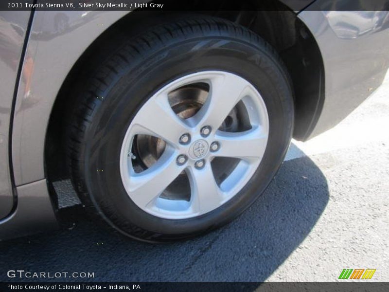 Silver Sky Metallic / Light Gray 2011 Toyota Sienna V6