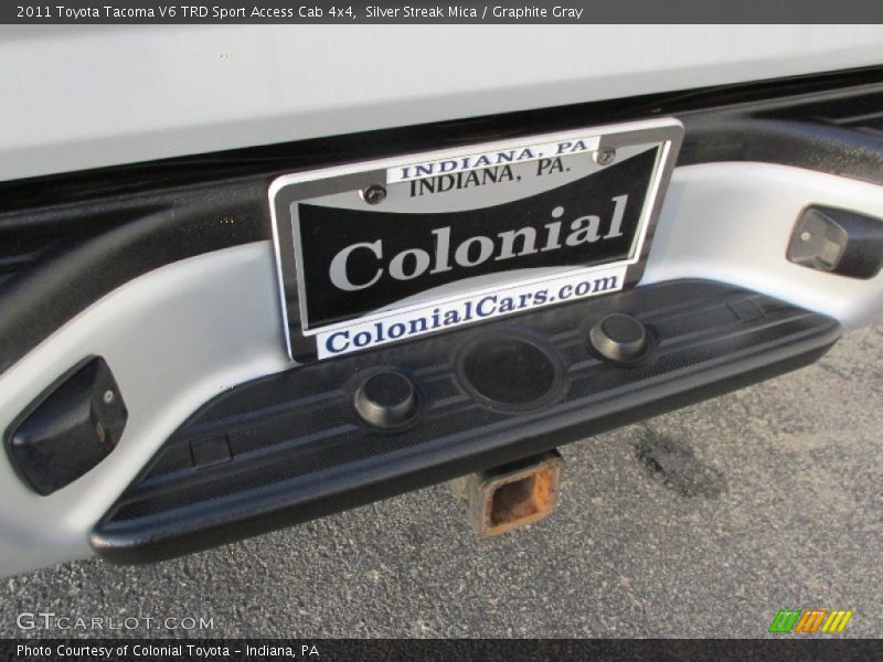 Silver Streak Mica / Graphite Gray 2011 Toyota Tacoma V6 TRD Sport Access Cab 4x4