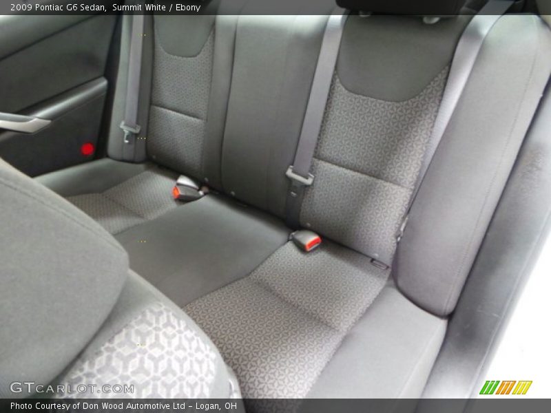 Summit White / Ebony 2009 Pontiac G6 Sedan