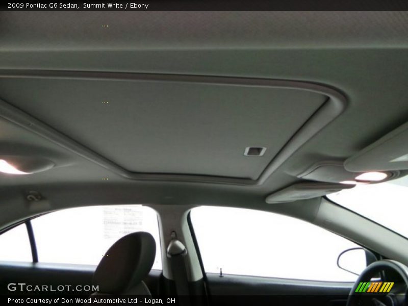 Summit White / Ebony 2009 Pontiac G6 Sedan