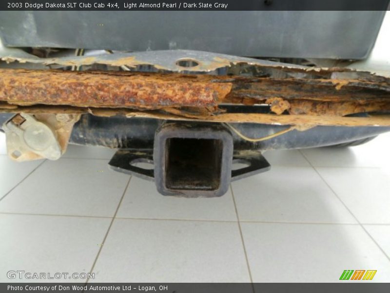 Light Almond Pearl / Dark Slate Gray 2003 Dodge Dakota SLT Club Cab 4x4
