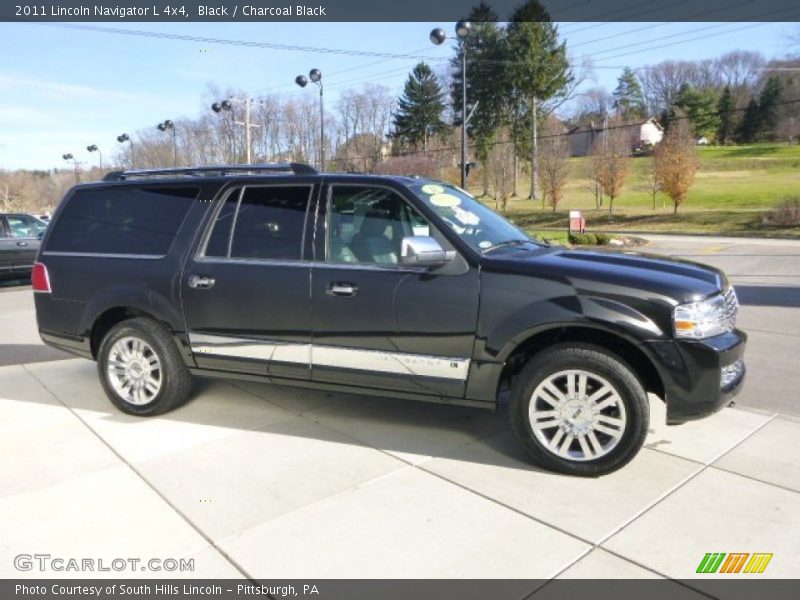 Black / Charcoal Black 2011 Lincoln Navigator L 4x4