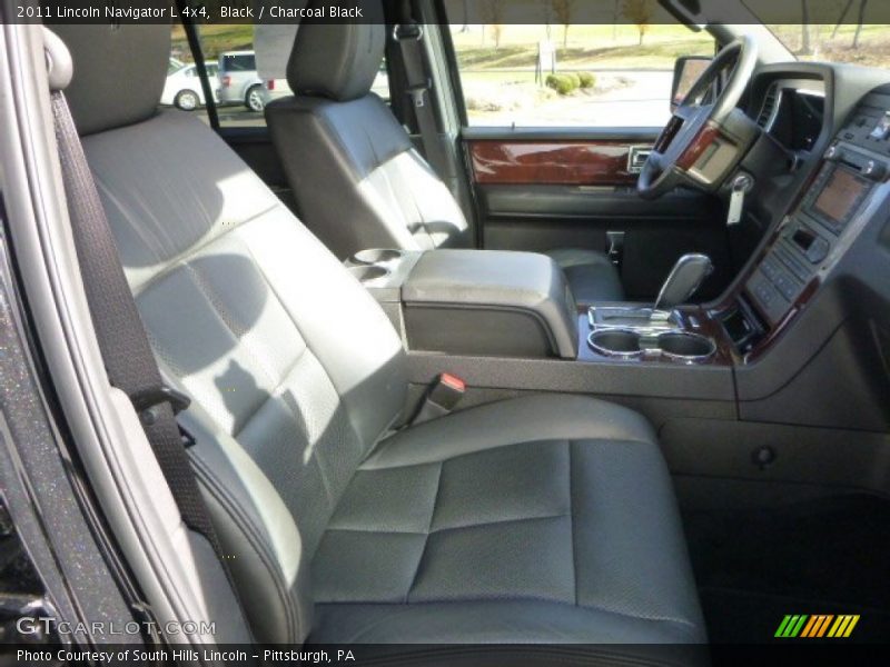 Black / Charcoal Black 2011 Lincoln Navigator L 4x4