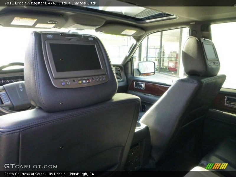 Black / Charcoal Black 2011 Lincoln Navigator L 4x4