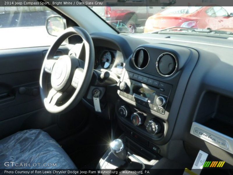 Bright White / Dark Slate Gray 2014 Jeep Compass Sport