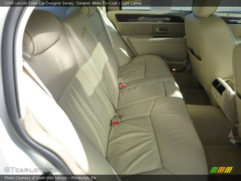Ceramic White Tri-Coat / Light Camel 2006 Lincoln Town Car Designer Series