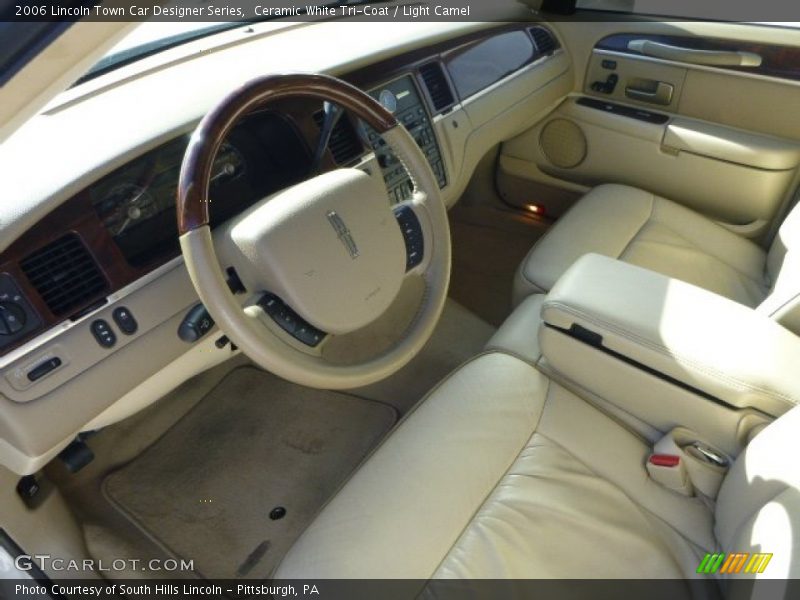 Ceramic White Tri-Coat / Light Camel 2006 Lincoln Town Car Designer Series
