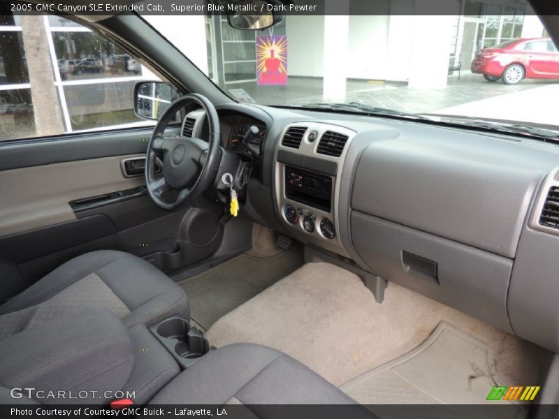 Dashboard of 2005 Canyon SLE Extended Cab