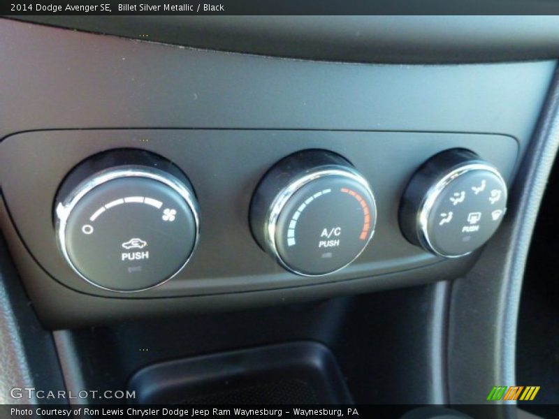 Billet Silver Metallic / Black 2014 Dodge Avenger SE