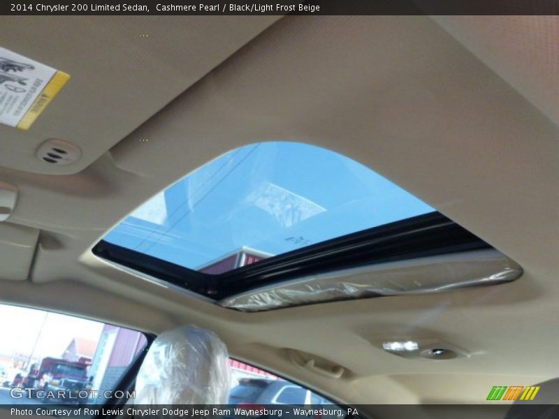 Cashmere Pearl / Black/Light Frost Beige 2014 Chrysler 200 Limited Sedan