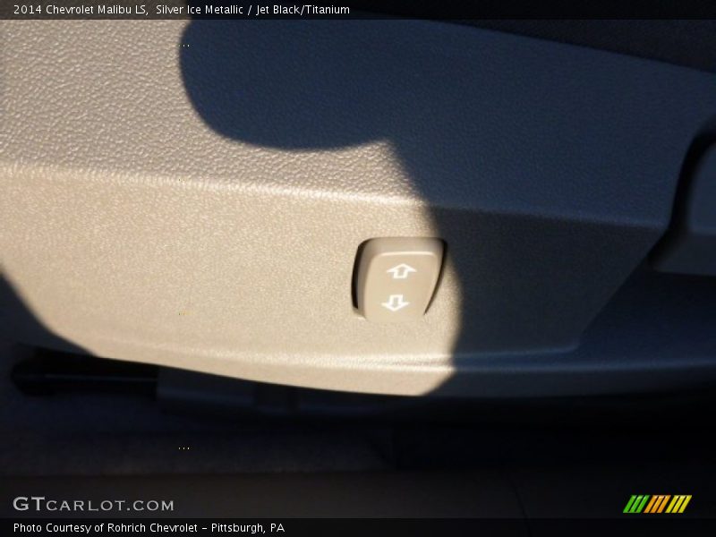 Silver Ice Metallic / Jet Black/Titanium 2014 Chevrolet Malibu LS