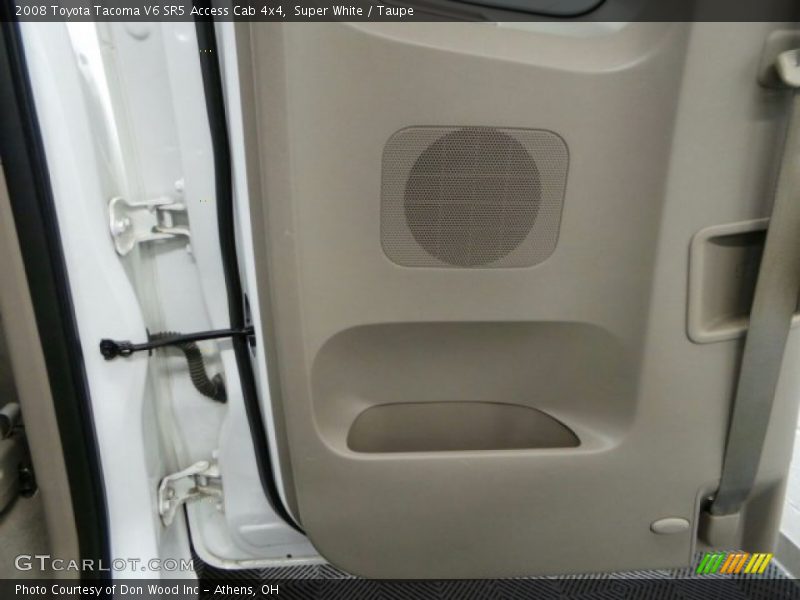 Super White / Taupe 2008 Toyota Tacoma V6 SR5 Access Cab 4x4