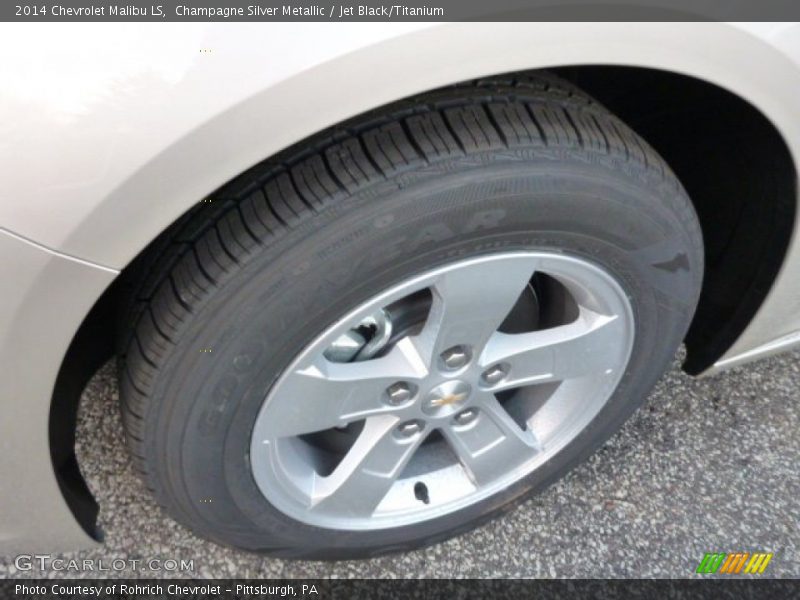 Champagne Silver Metallic / Jet Black/Titanium 2014 Chevrolet Malibu LS