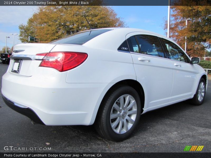 Bright White / Black 2014 Chrysler 200 Touring Sedan
