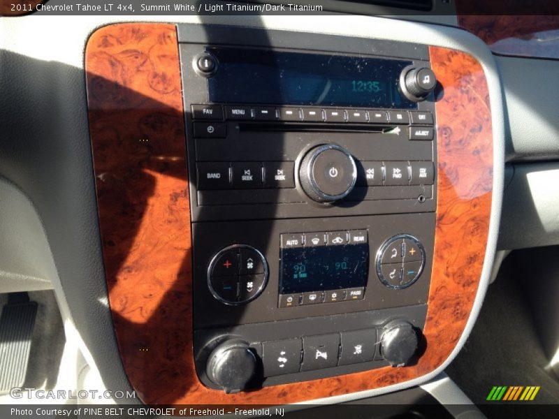 Summit White / Light Titanium/Dark Titanium 2011 Chevrolet Tahoe LT 4x4