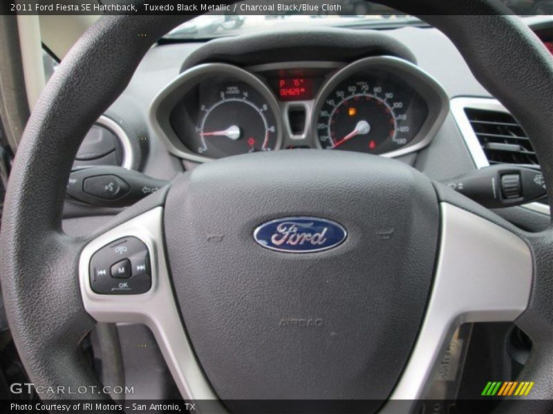 Tuxedo Black Metallic / Charcoal Black/Blue Cloth 2011 Ford Fiesta SE Hatchback
