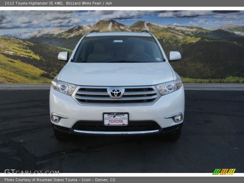 Blizzard White Pearl / Ash 2013 Toyota Highlander SE 4WD