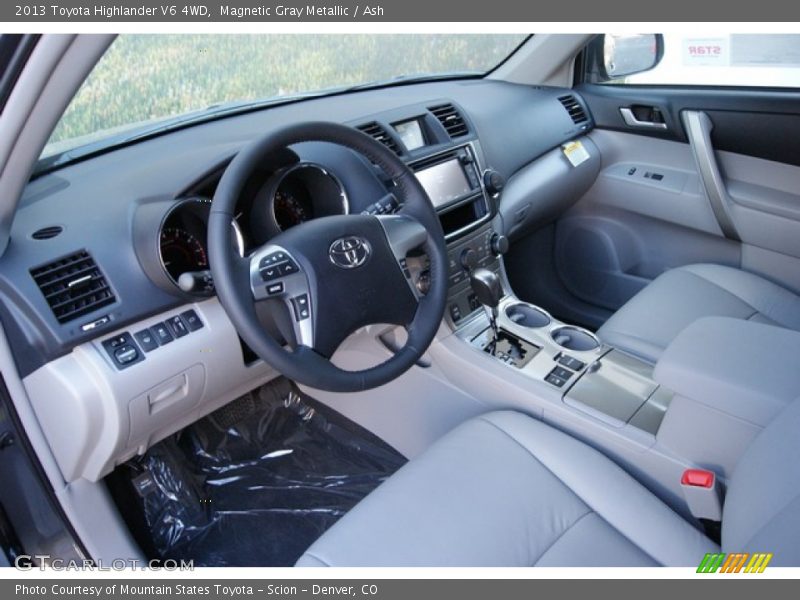 Magnetic Gray Metallic / Ash 2013 Toyota Highlander V6 4WD
