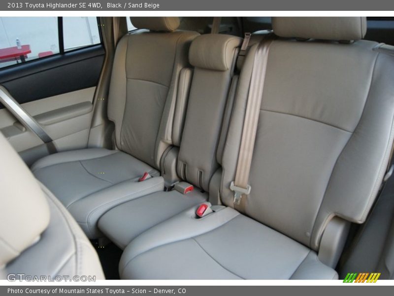 Black / Sand Beige 2013 Toyota Highlander SE 4WD