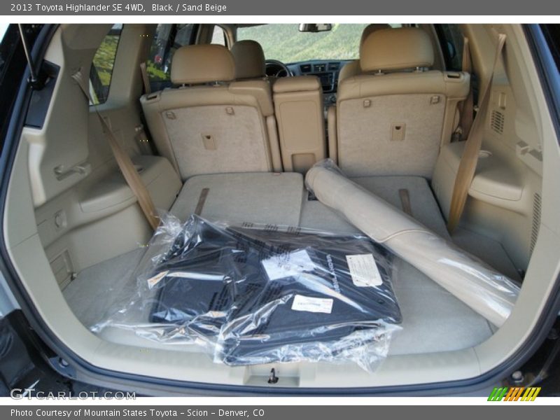 Black / Sand Beige 2013 Toyota Highlander SE 4WD