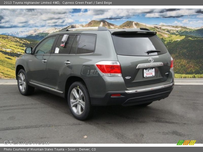 Cypress Green Pearl / Sand Beige 2013 Toyota Highlander Limited 4WD