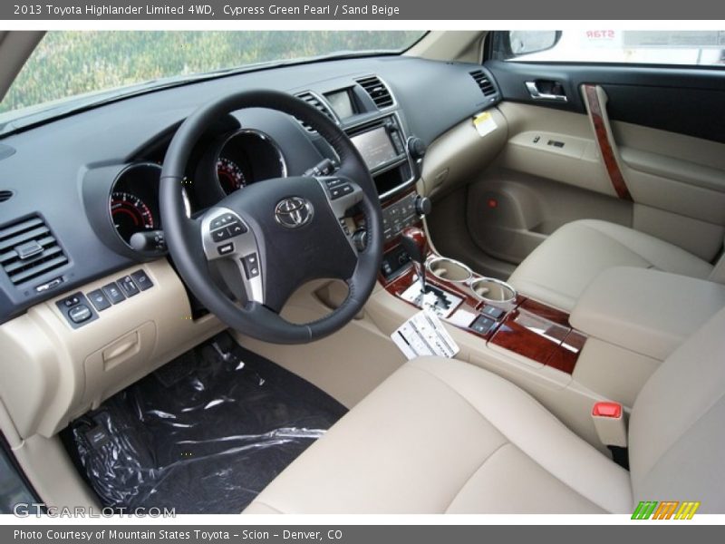 Cypress Green Pearl / Sand Beige 2013 Toyota Highlander Limited 4WD