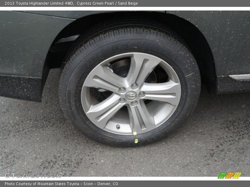 Cypress Green Pearl / Sand Beige 2013 Toyota Highlander Limited 4WD