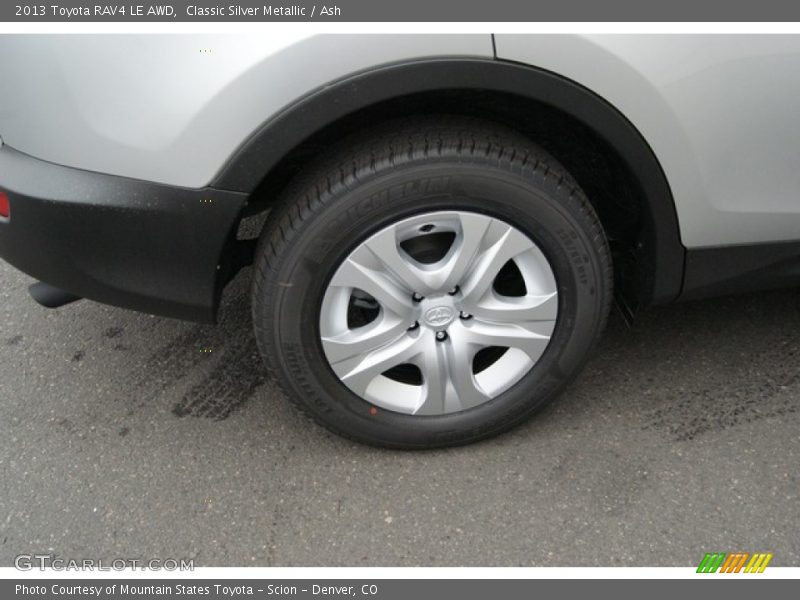 Classic Silver Metallic / Ash 2013 Toyota RAV4 LE AWD