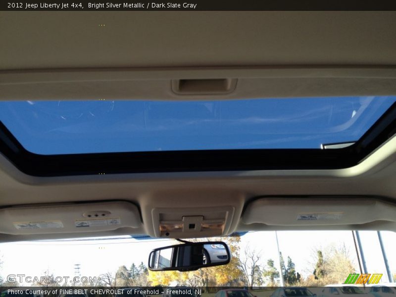 Bright Silver Metallic / Dark Slate Gray 2012 Jeep Liberty Jet 4x4