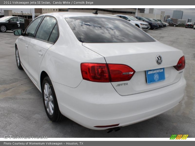 Candy White / Cornsilk Beige 2011 Volkswagen Jetta SE Sedan