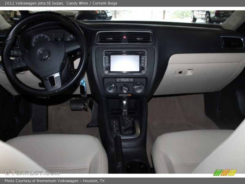 Candy White / Cornsilk Beige 2011 Volkswagen Jetta SE Sedan