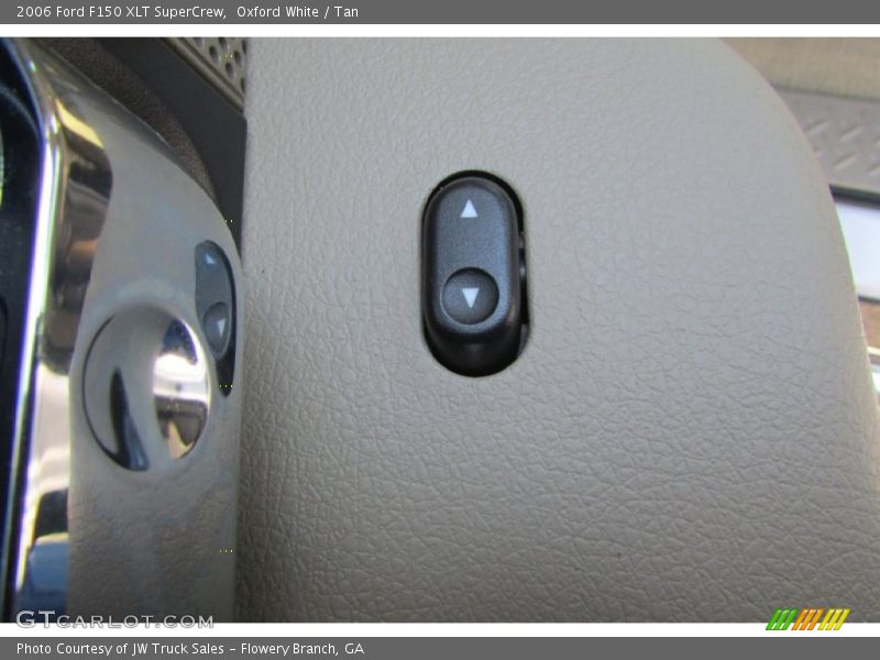 Oxford White / Tan 2006 Ford F150 XLT SuperCrew